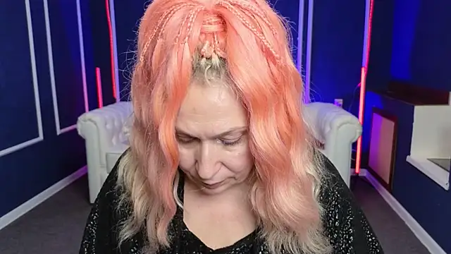 Snapshot of Penelope_Pinky chatting on December 2024 05:51:01 PM Penelope Pinky online show from December 2024 05:51:01 PM
