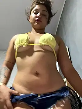 Nicollygriu online show from January 2026 12:38:01 AM