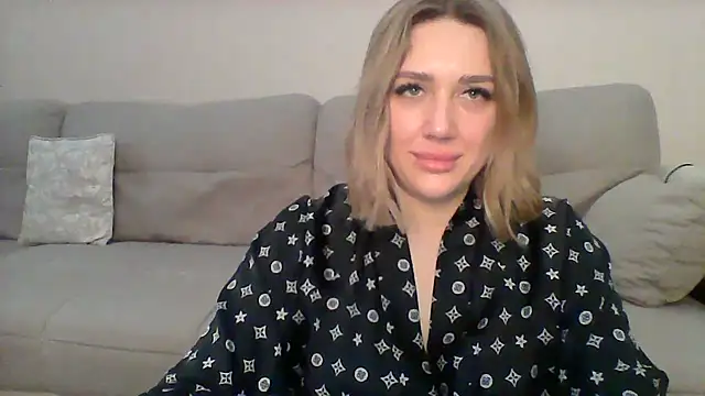 VickyLove047 online show from January 2025 09:30:01 AM