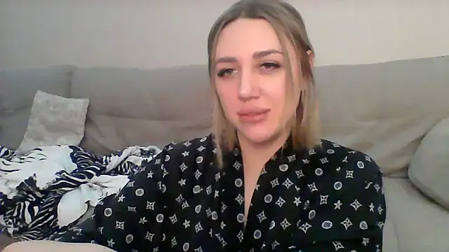 VickyLove047 online show from January 2025 06:48:01 PM