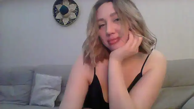 VickyLove047 online show from February 2025 05:46:01 PM