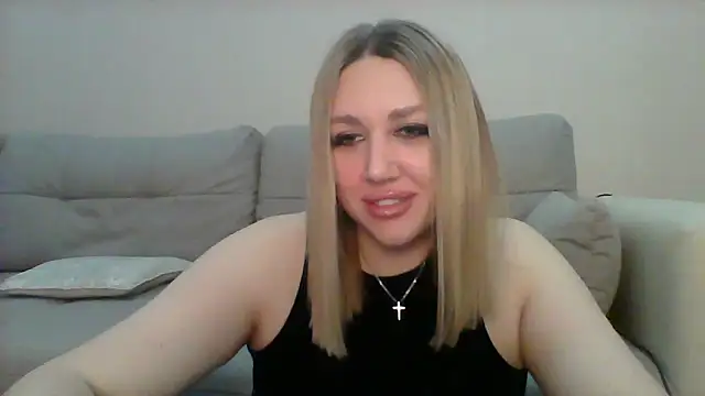 VickyLove047 online show from September 2025 06:43:02 PM