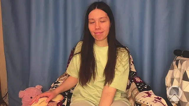 Snapshot of pink_pikachu_ chatting on April 2026 06:34:01 PM pink pikachu online show from April 2026 06:34:01 PM