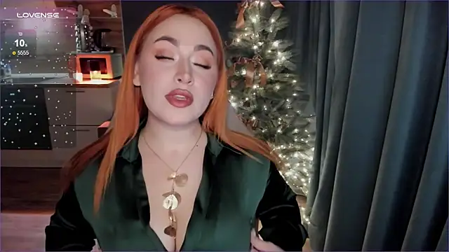 Snapshot of Flower_Camellia77 chatting on December 2024 08:42:02 PM Flower Camellia77 online show from December 2024 08:42:02 PM