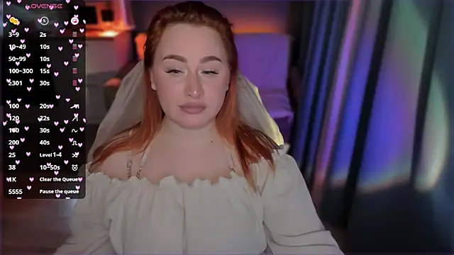 Snapshot of Flower_Camellia77 chatting on March 2025 08:11:02 PM Flower Camellia77 online show from March 2025 08:11:02 PM