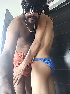 Snapshot of johnsinsexy chatting on January 2025 06:14:02 AM johnsinsexy online show from January 2025 06:14:02 AM