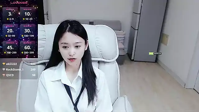 Snapshot of CN-Babycat chatting on February 2025 01:19:02 PM CN-Babycat online show from February 2025 01:19:02 PM