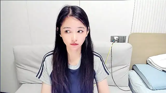 Snapshot of CN-Babycat chatting on September 2025 06:29:02 AM CN-Babycat online show from September 2025 06:29:02 AM