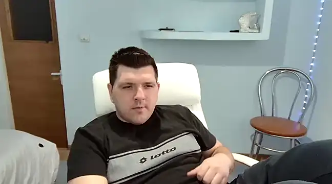 Snapshot of JasonJacks chatting on February 2025 12:44:02 PM JasonJacks online show from February 2025 12:44:02 PM