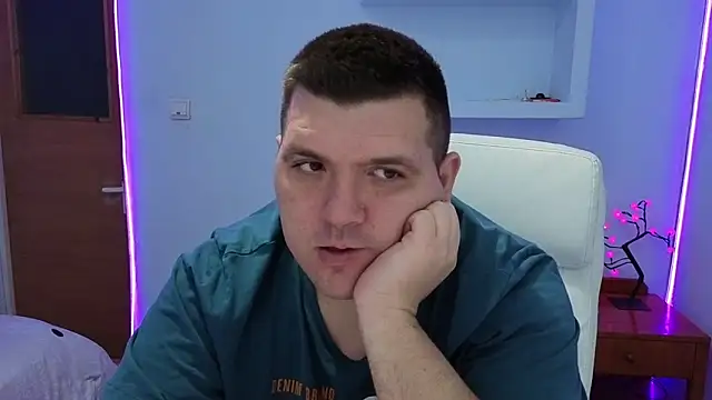 Snapshot of JasonJacks chatting on September 2025 02:33:02 AM JasonJacks online show from September 2025 02:33:02 AM