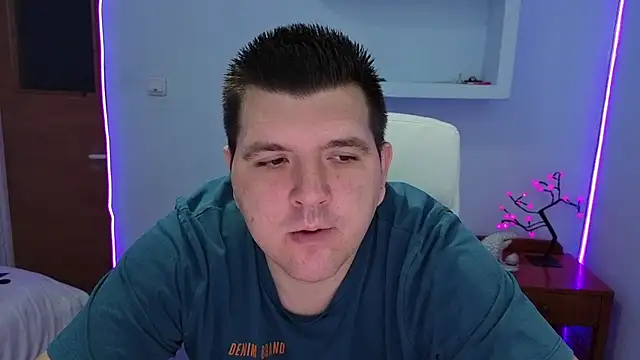 Snapshot of JasonJacks chatting on October 2025 05:50:01 AM JasonJacks online show from October 2025 05:50:01 AM