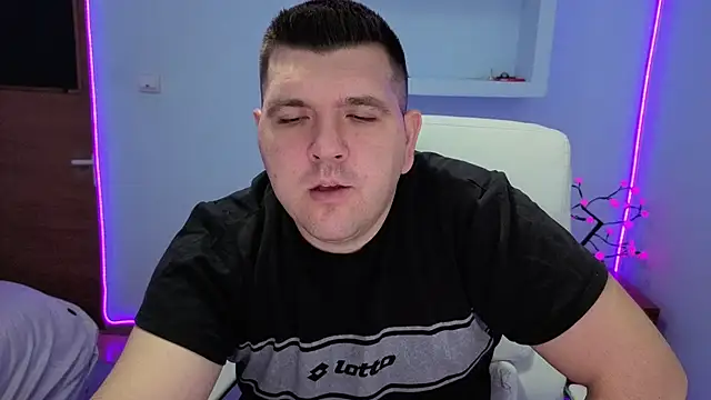 Snapshot of JasonJacks chatting on October 2025 03:28:01 AM JasonJacks online show from October 2025 03:28:01 AM