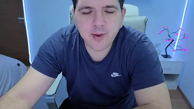 Snapshot of JasonJacks chatting on November 2025 03:28:02 AM JasonJacks online show from November 2025 03:28:02 AM