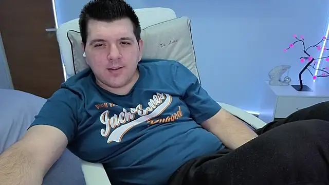 Snapshot of JasonJacks chatting on November 2025 04:33:02 AM JasonJacks online show from November 2025 04:33:02 AM