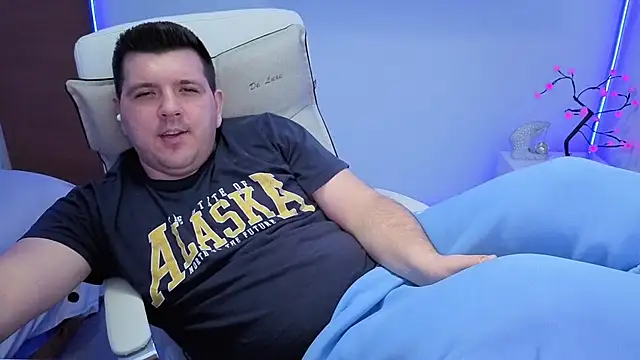 Snapshot of JasonJacks chatting on December 2025 05:07:01 PM JasonJacks online show from December 2025 05:07:01 PM