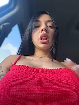 JulliaVegas online show from June 2026 02:07:01 AM