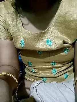 Snapshot of sunita-doll chatting on April 2026 02:12:02 AM sunita-doll online show from April 2026 02:12:02 AM