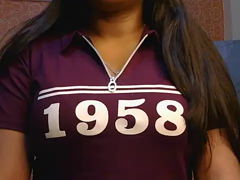 hot  surbhi online show from March 2026 01:55:01 PM