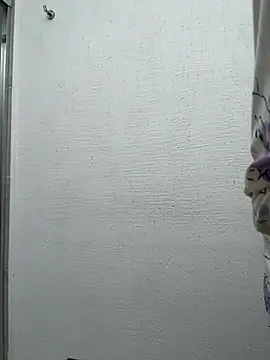 Snapshot of Mat_Vergara20 chatting on December 2024 01:45:02 PM Mat Vergara20 online show from December 2024 01:45:02 PM
