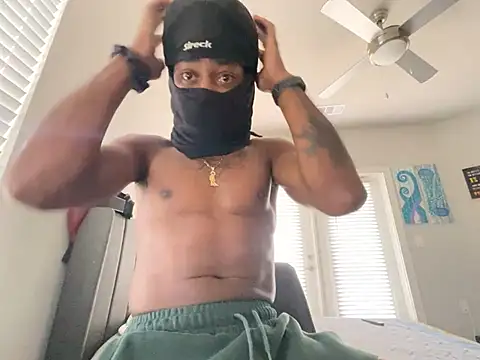 siscobob03 online show from December 2024 08:39:01 PM