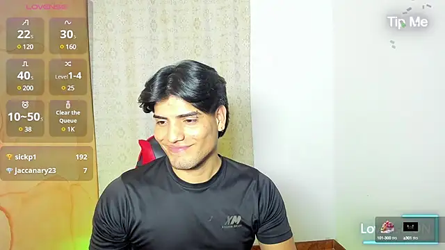 Snapshot of Bigmark18 chatting on March 2025 04:35:01 AM Bigmark18 online show from March 2025 04:35:01 AM