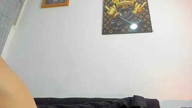 Snapshot of vincent_carusso94 chatting on March 2025 07:26:01 AM vincent carusso94 online show from March 2025 07:26:01 AM