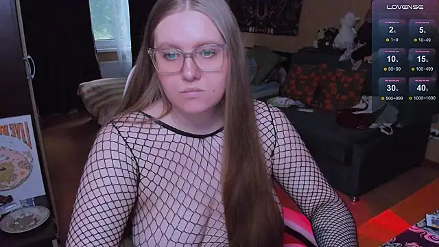 Alice Dreamgirl  online show from June 2026 07:07:01 AM