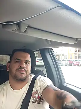 Snapshot of Latino2909 chatting on December 2024 06:15:02 PM Latino2909 online show from December 2024 06:15:02 PM