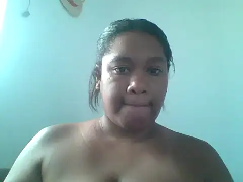 Snapshot of marrie1998 chatting on September 2025 04:52:01 PM marrie1998 online show from September 2025 04:52:01 PM