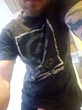 Huntzg23 online show from March 2026 02:50:02 AM