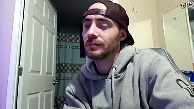 Huntzg23 online show from April 2026 05:49:02 AM