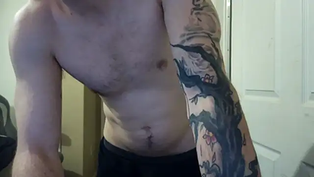 Huntzg23 online show from May 2026 07:37:01 AM