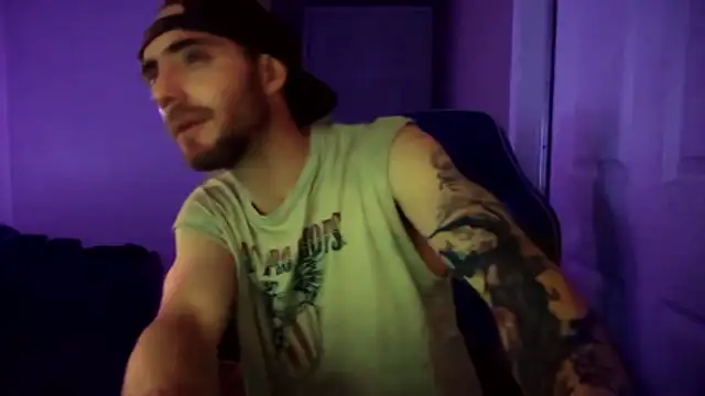 Huntzg23 online show from May 2026 10:23:01 AM