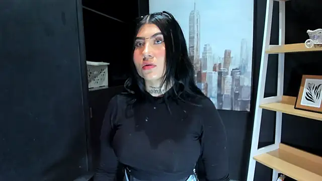 MegganLuna online show from December 2024 06:27:01 PM