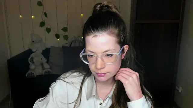 Alicia redfollow online show from January 2025 06:24:01 AM