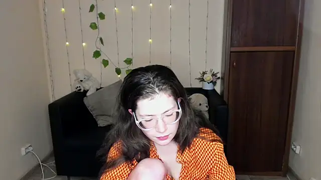 Alicia redfollow online show from January 2025 12:33:01 PM