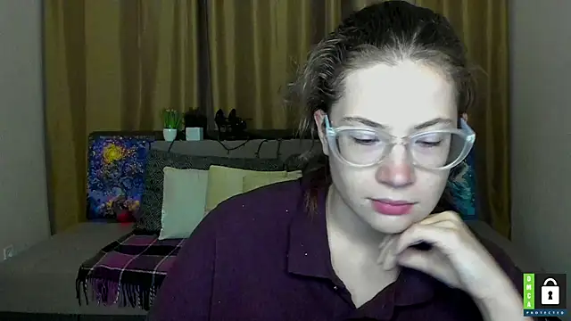 Snapshot of Alicia_redfollow chatting on October 2025 05:23:02 PM Alicia redfollow online show from October 2025 05:23:02 PM