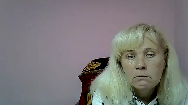 Snapshot of sakura_blonde chatting on December 2024 06:18:02 PM sakura blonde online show from December 2024 06:18:02 PM