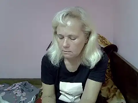 Snapshot of sakura_blonde chatting on December 2024 09:30:02 PM sakura blonde online show from December 2024 09:30:02 PM