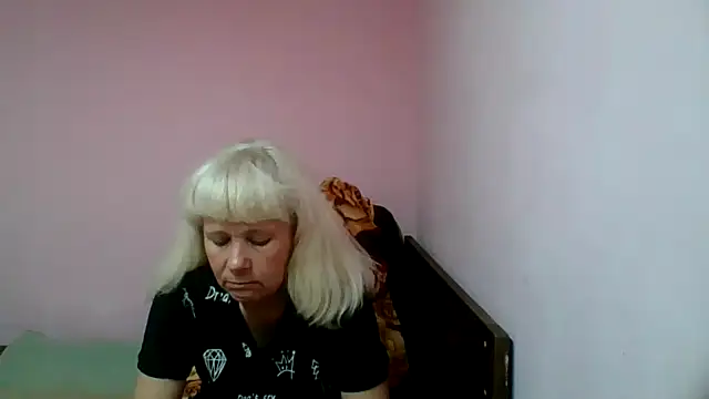 Snapshot of sakura_blonde chatting on February 2025 08:44:02 PM sakura blonde online show from February 2025 08:44:02 PM