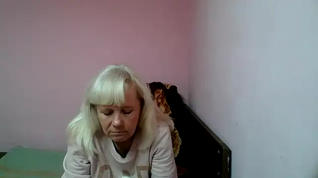 Snapshot of sakura_blonde chatting on February 2025 04:59:02 PM sakura blonde online show from February 2025 04:59:02 PM