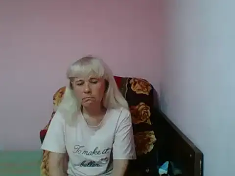 Snapshot of sakura_blonde chatting on March 2025 09:05:02 PM sakura blonde online show from March 2025 09:05:02 PM