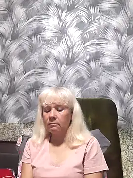 Snapshot of sakura_blonde chatting on November 2025 05:51:02 AM sakura blonde online show from November 2025 05:51:02 AM