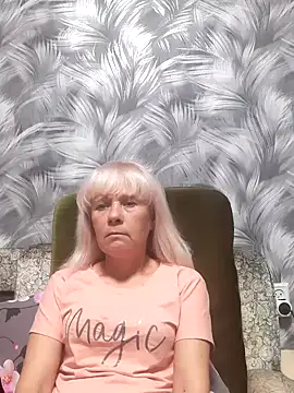 Snapshot of sakura_blonde chatting on November 2025 05:45:03 PM sakura blonde online show from November 2025 05:45:03 PM