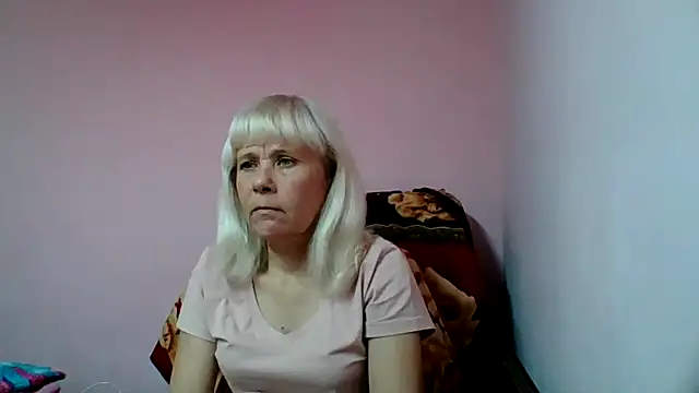 Snapshot of sakura_blonde chatting on December 2025 03:56:01 AM sakura blonde online show from December 2025 03:56:01 AM