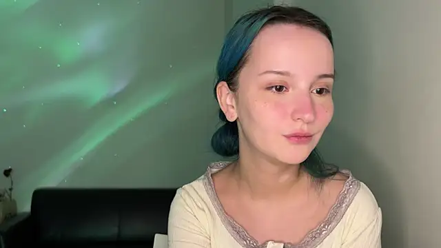 bumble bee online show from December 2024 12:38:01 PM