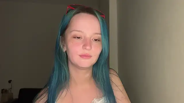 bumble bee online show from January 2025 03:39:02 PM