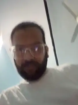 Arsh Loves Luv online show from December 2025 12:38:02 AM