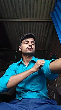 Snapshot of Suraj223kumar chatting on October 2025 06:59:01 AM Suraj223kumar online show from October 2025 06:59:01 AM