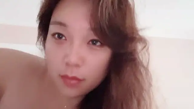 Snapshot of Z30966903S chatting on November 2025 08:38:02 AM Z30966903S online show from November 2025 08:38:02 AM